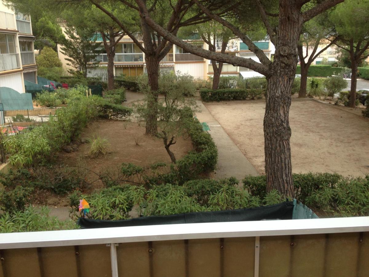 Cap D'Agde Studio Cabine 6 Pers. + Terrasse + Parking Prive + Clim Bagian luar foto