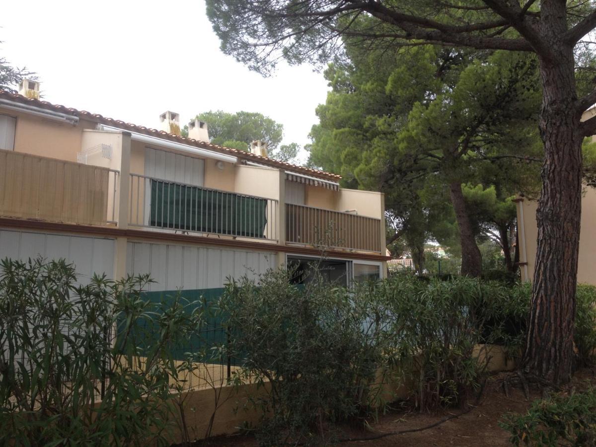 Cap D'Agde Studio Cabine 6 Pers. + Terrasse + Parking Prive + Clim Bagian luar foto