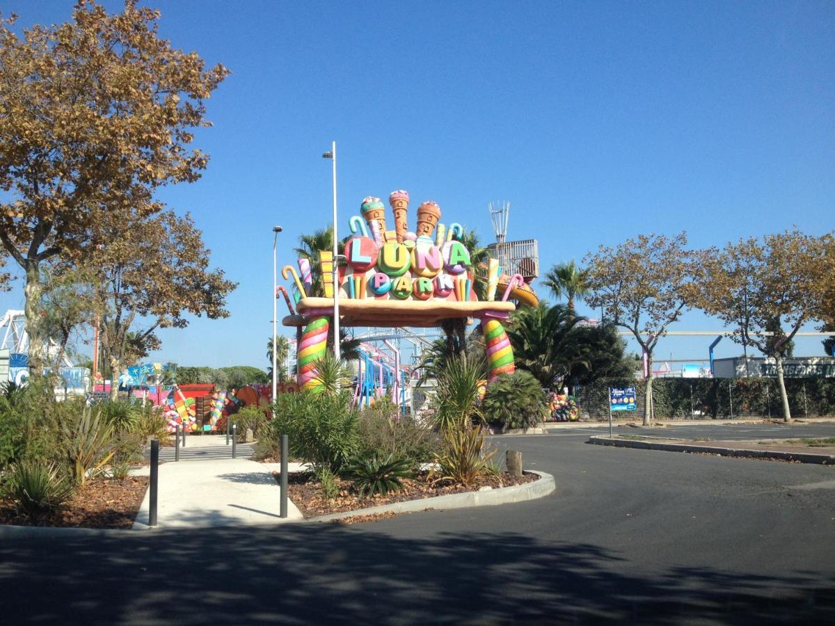 Cap D'Agde Studio Cabine 6 Pers. + Terrasse + Parking Prive + Clim Bagian luar foto